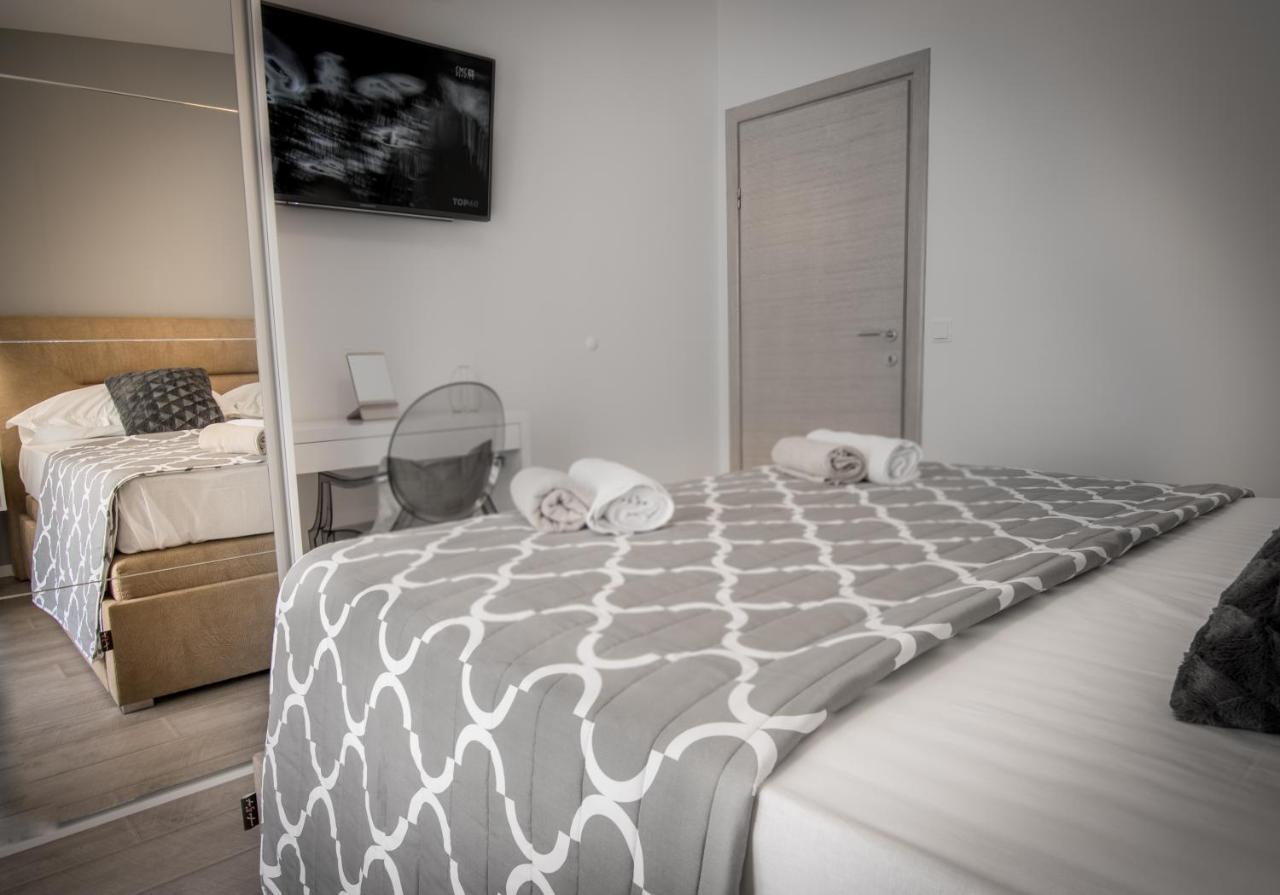 Apartman Petra Apartment มาคาร์สกา ภายนอก รูปภาพ