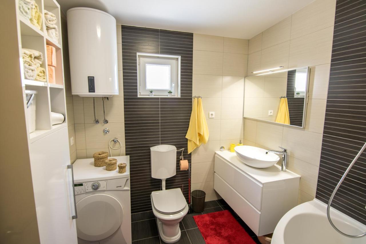 Apartman Petra Apartment มาคาร์สกา ภายนอก รูปภาพ