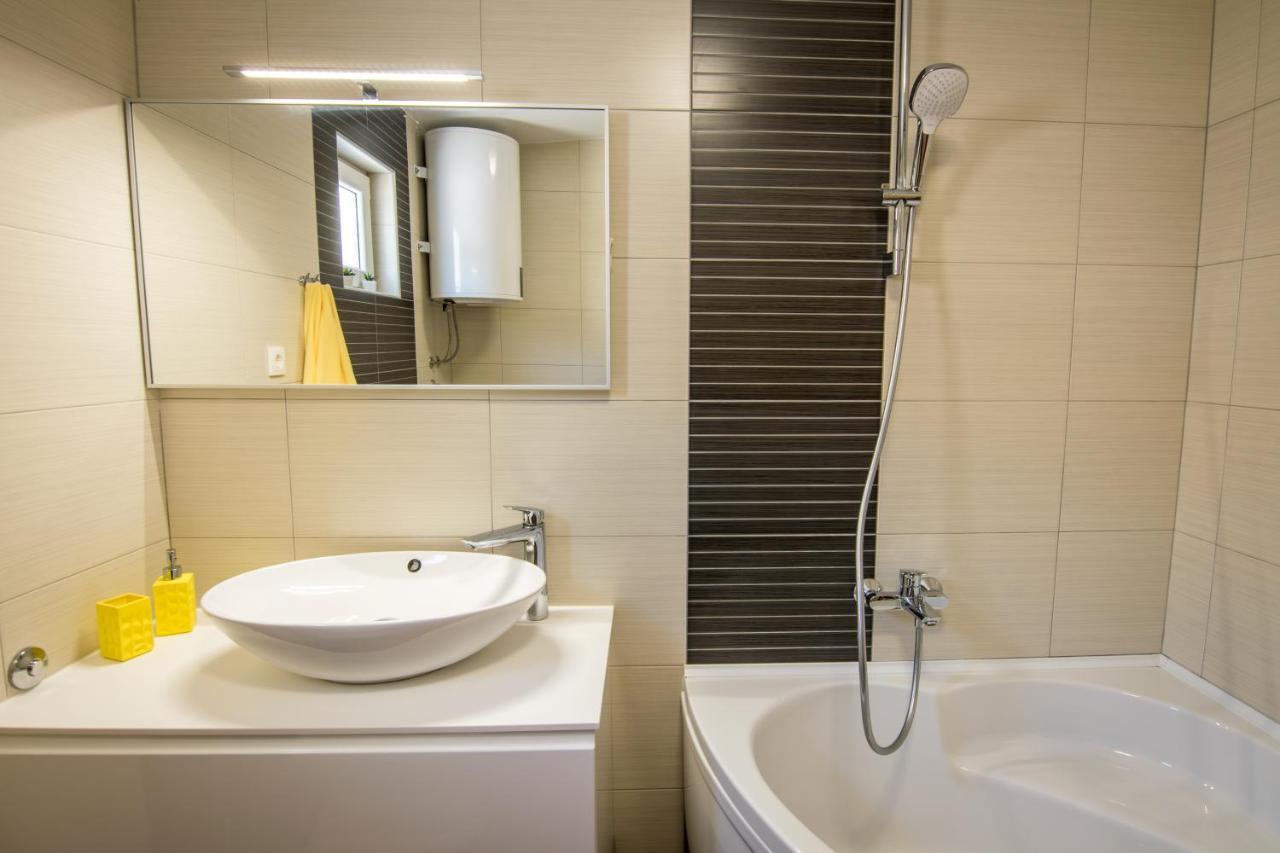 Apartman Petra Apartment มาคาร์สกา ภายนอก รูปภาพ